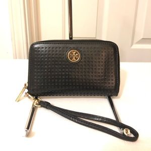 Tory Burch Robinson Perforated Wallet